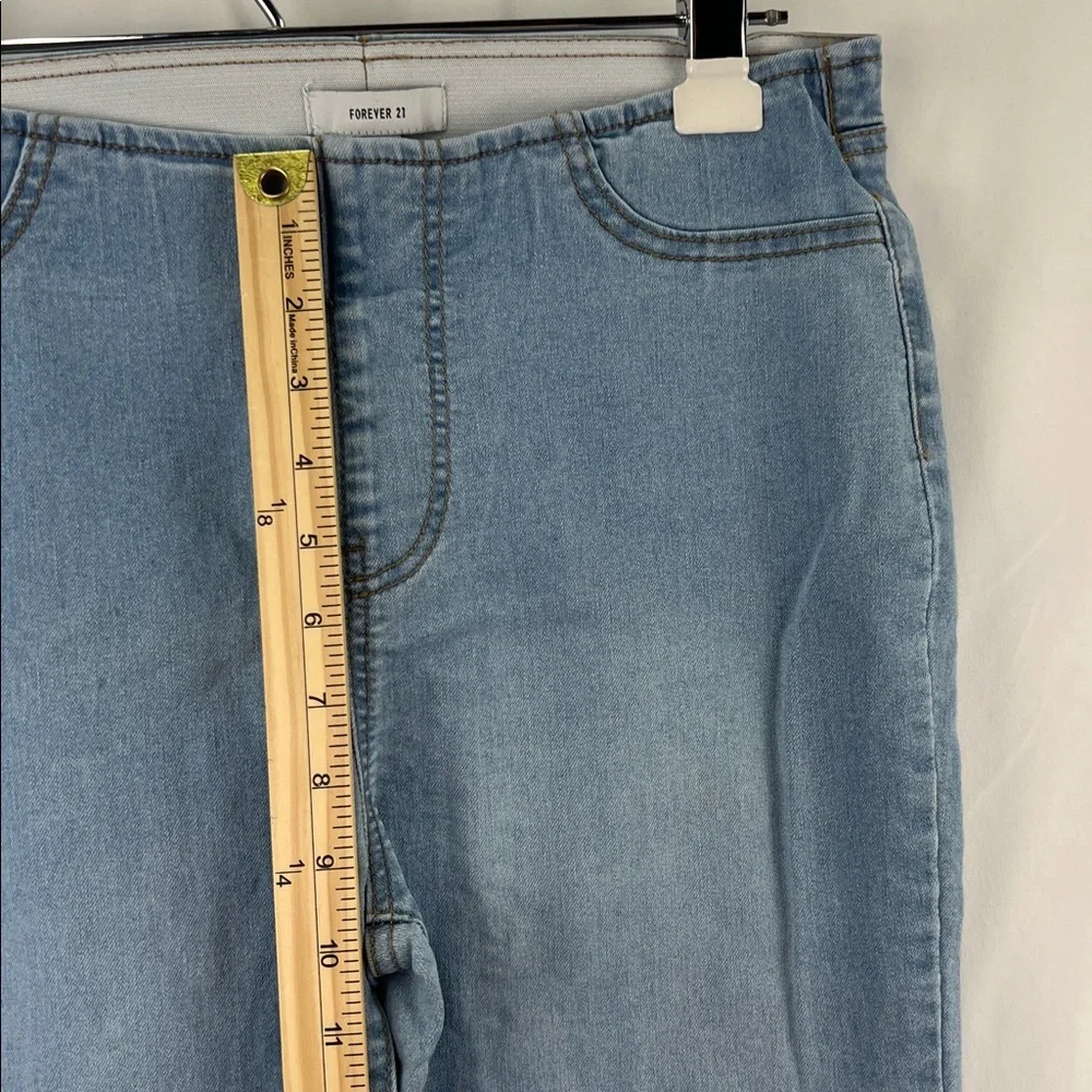 Forever 21 - Women’s Stretch Jeans (Jeggings) - Size Medium
